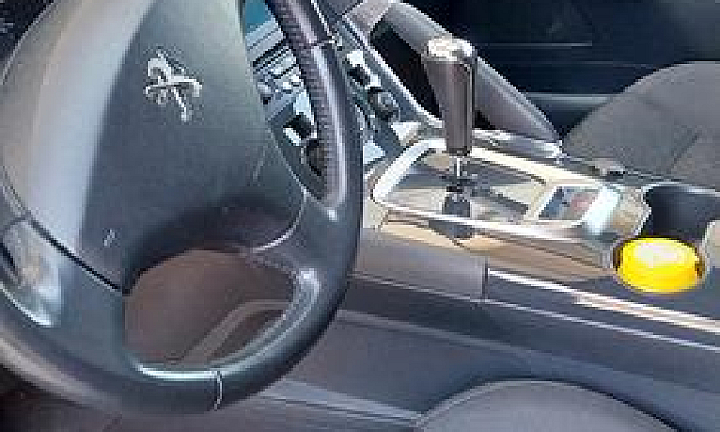 Peugeot 3008...