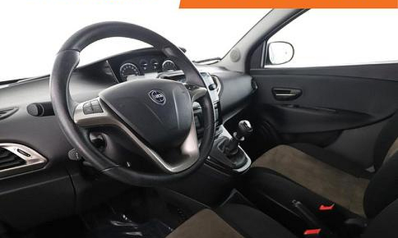 Lancia Ypsilon Xg405...