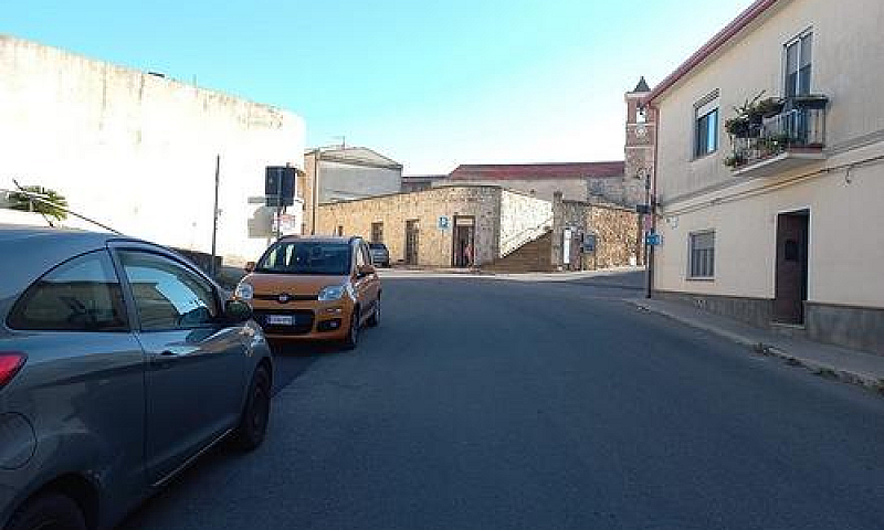 Villamassargia - Imm...