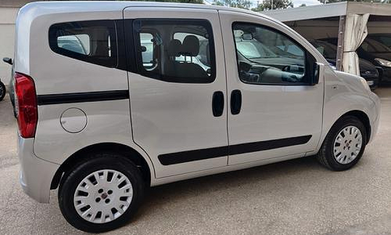 Fiat Qubo 1.3 Mjt 75...