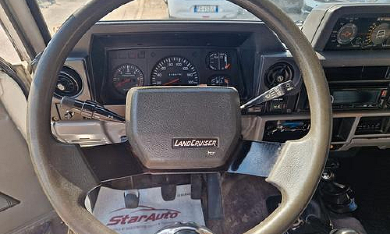 Toyota Land Cruiser ...