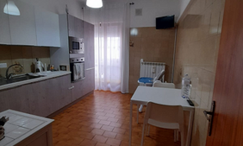Ampio Appartamento A...