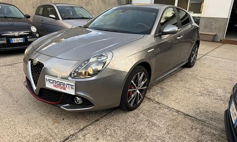 Alfa Romeo Giulietta...