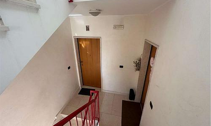 3 Vani Con Terrazzo ...