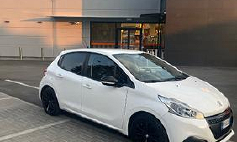 Peugeot 208 - 2018...