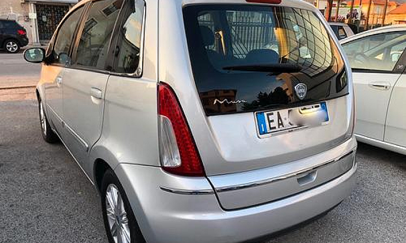 Lancia Musa 1.3 Mjt ...