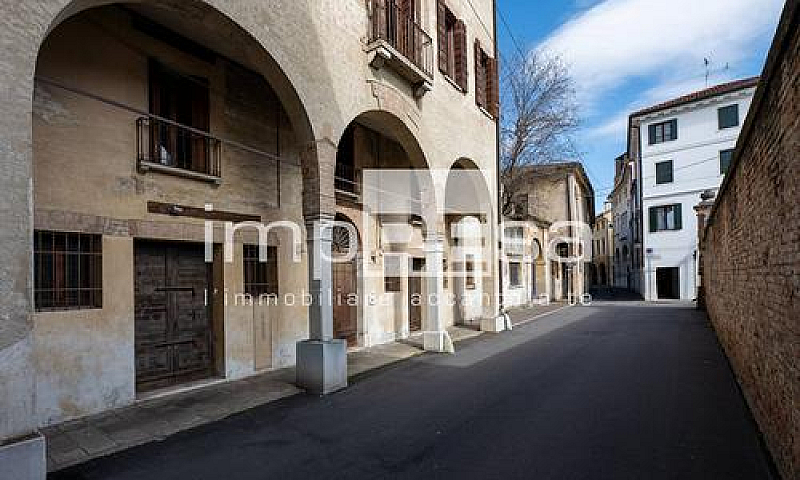 Palazzo - Treviso...