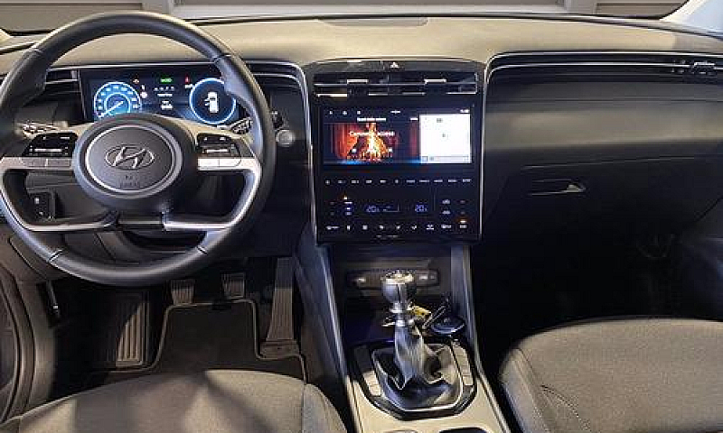 Hyundai Tucson...
