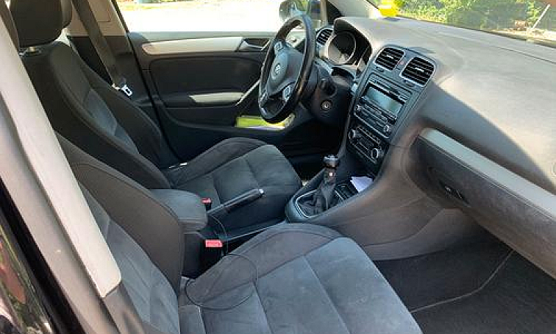 Volkswagen Golf 2.0 ...