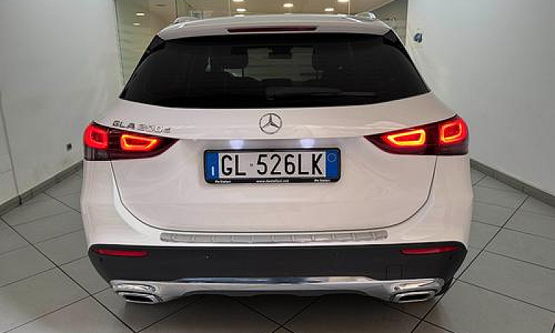 Mercedes-Benz Gla 20...