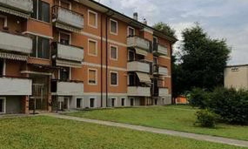 Appartamento A Caste...
