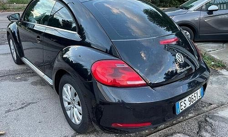 Volkswagen Maggiolin...