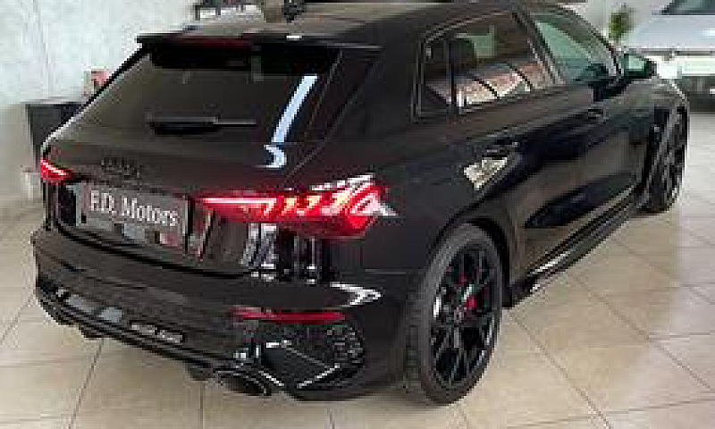 Audi Rs3 Performance...