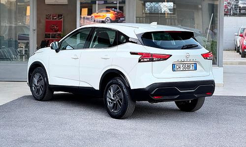 Nissan Qashqai 1.3 M...