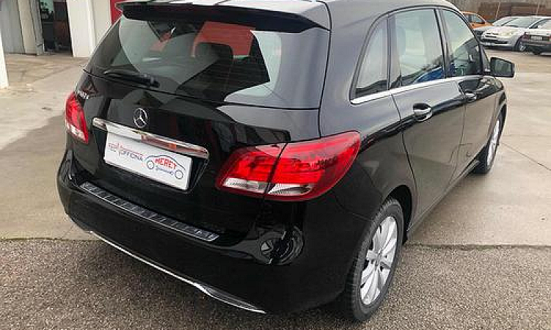 Mercedes-Benz B 180 ...
