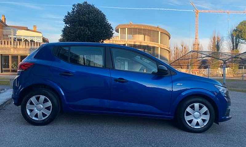 Dacia Sandero Street...