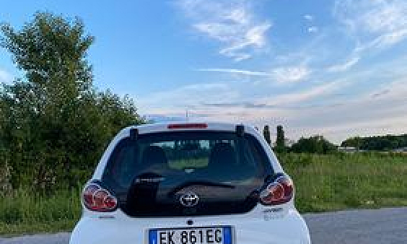 Toyota Aygo 1.0 69 C...