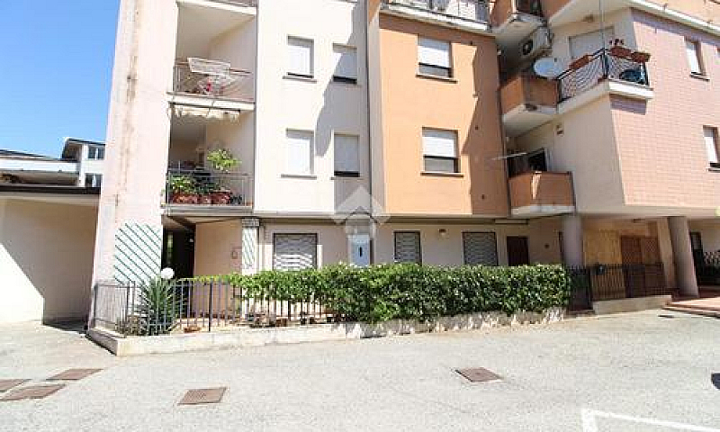 3 Locali A Montalto ...