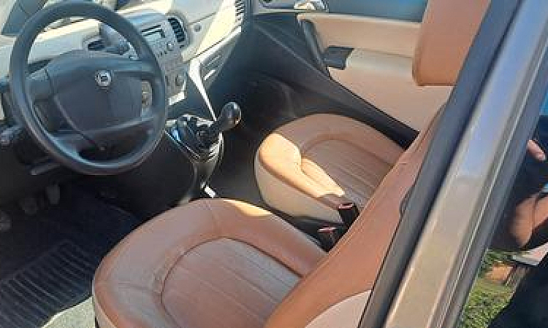 Lancia Ypsilon 1.3 M...