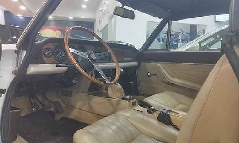 Fiat 124 Spider Amer...