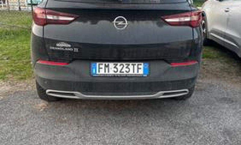 Opel Grandland X...