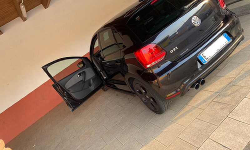 Polo 6R Gti...