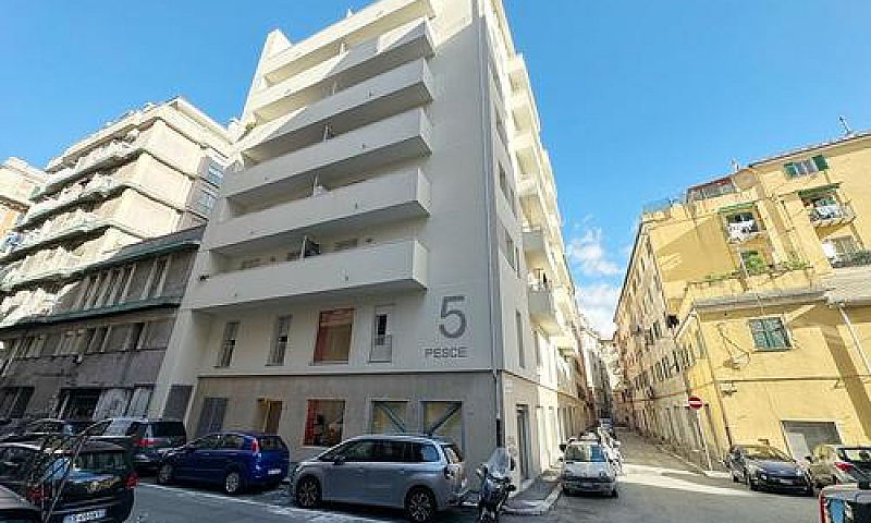 Trilocale A Genova...