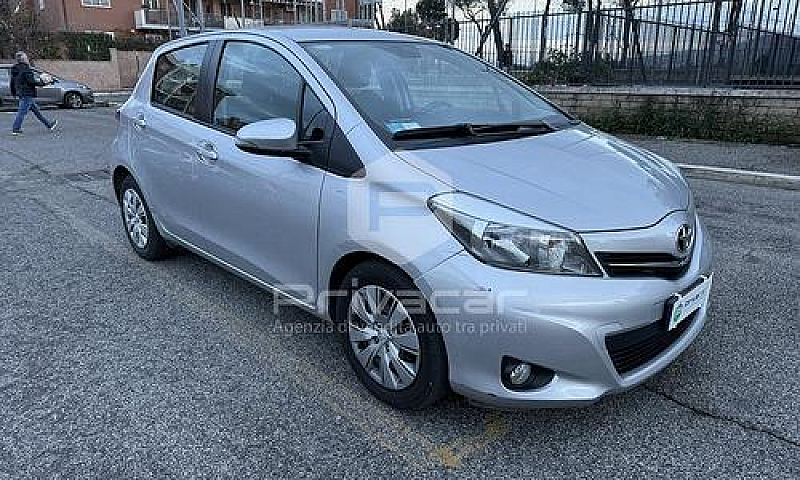 Toyota Yaris 1.4 D-4...