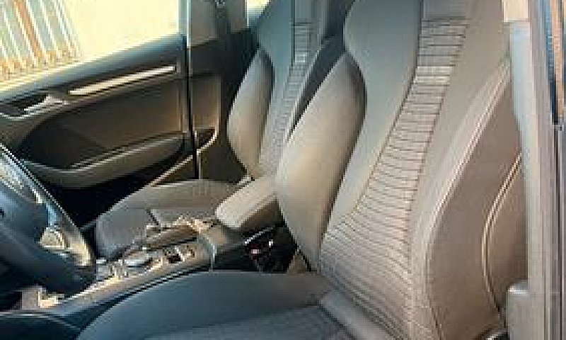 Audi A3...