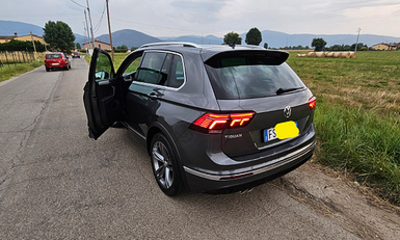 Volkswagen Tiguan 1....
