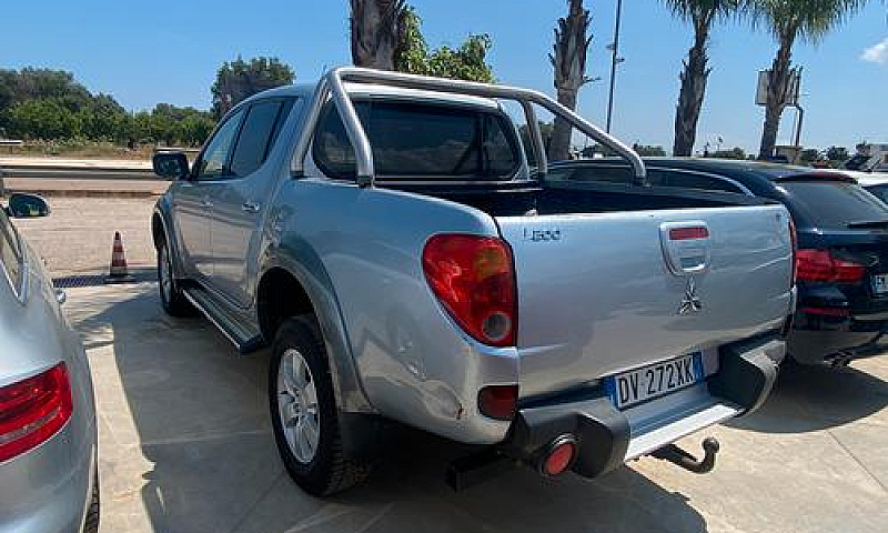 Mitsubishi L200 Dopp...