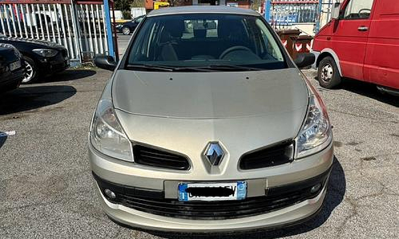 Renault Clio Storia ...