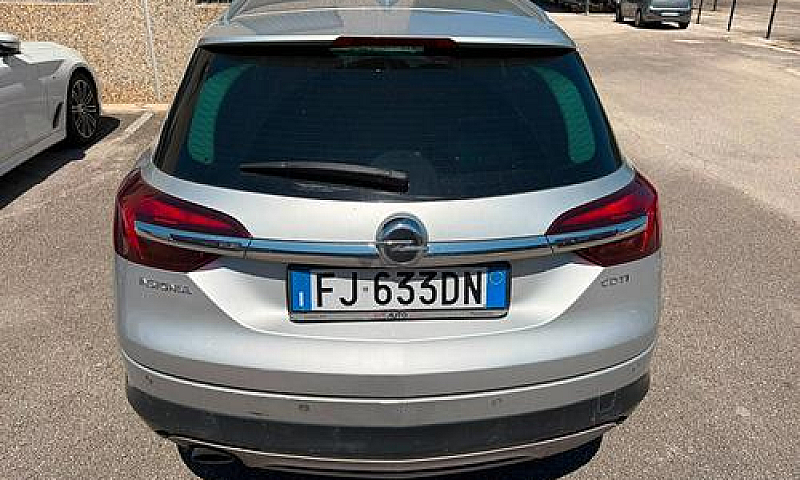 Opel Insignia 1.6 Cd...