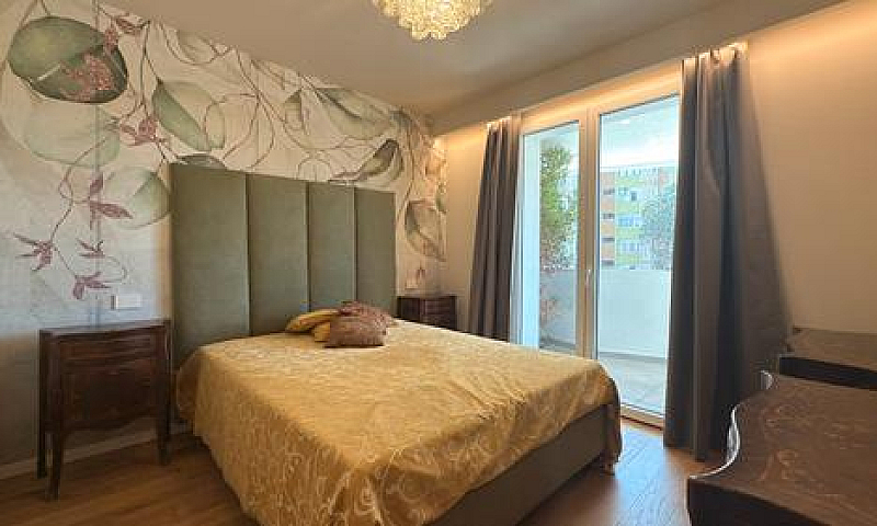 Elegante Trilocale C...