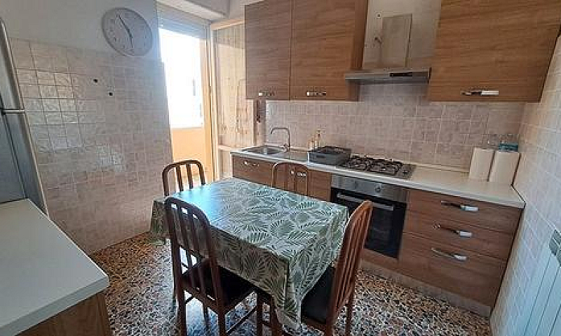 Viale Italia-Ampio E...