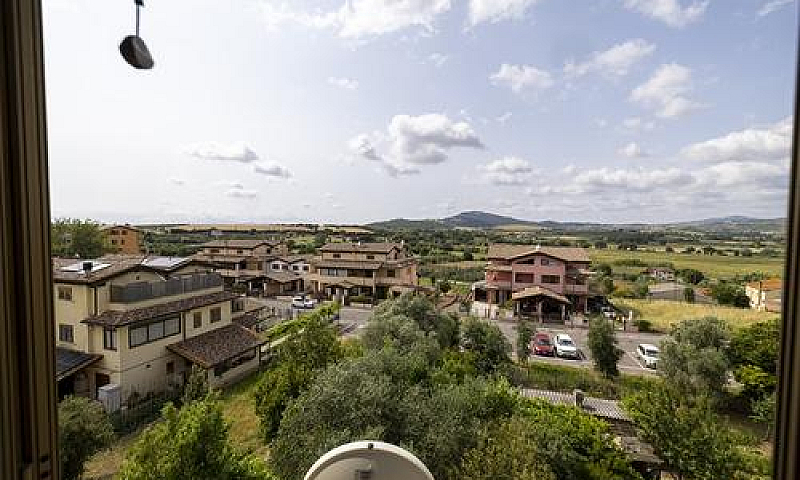 4 Vani, Terrazzo, Ma...