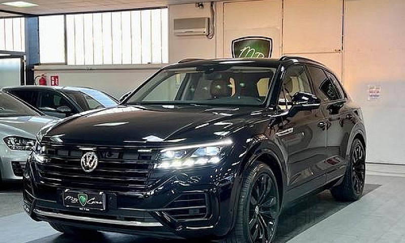 Volkswagen Touareg 3...