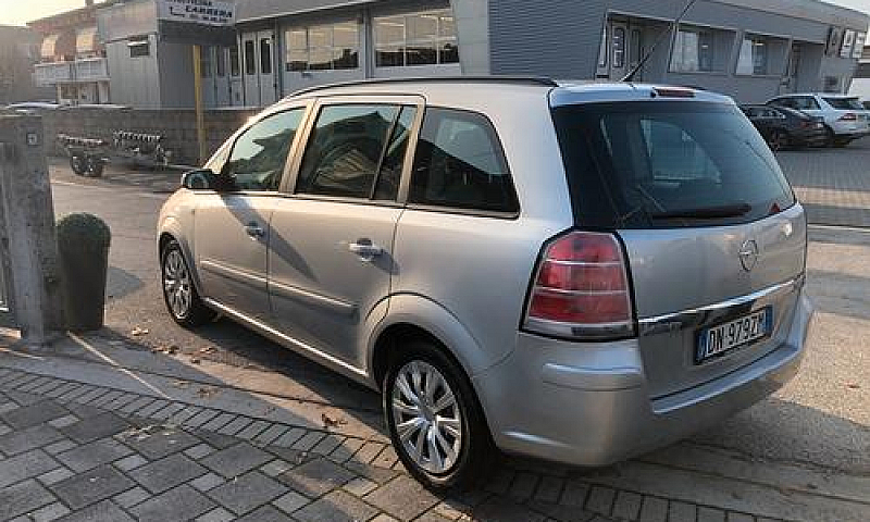 Opel Zafira 1.9 Cdti...