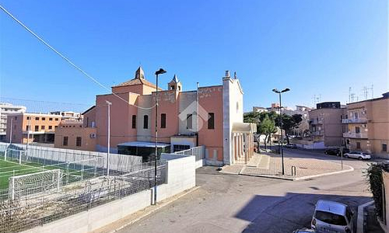 2 Locali A Foggia...