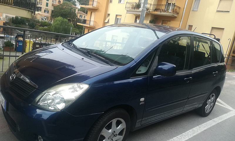 Corolla Verso...