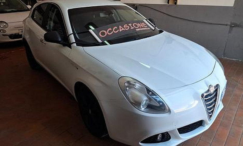 Alfa Romeo Giulietta...