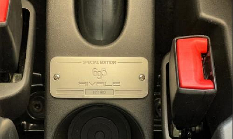 Abarth 695 1.4 Turbo...