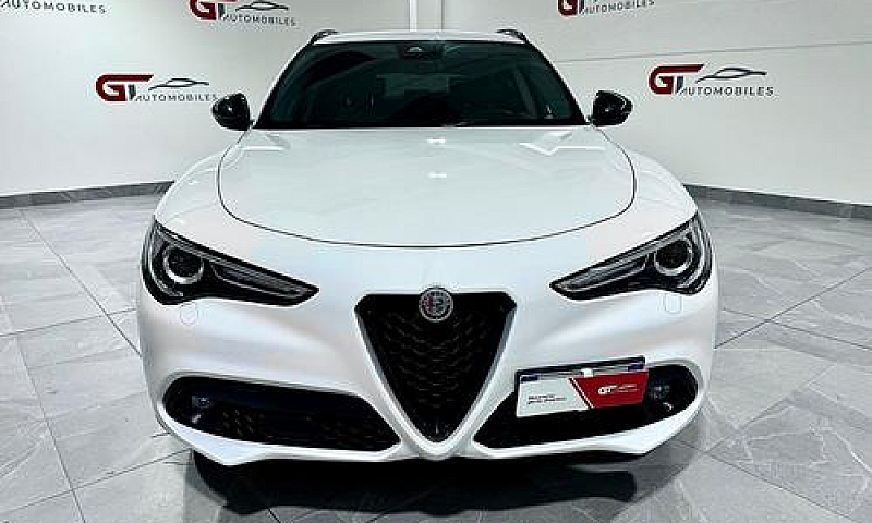 Alfa Romeo Stelvio 2...