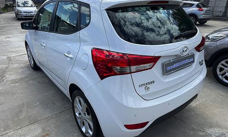 Hyundai Ix20 1.6 Crd...