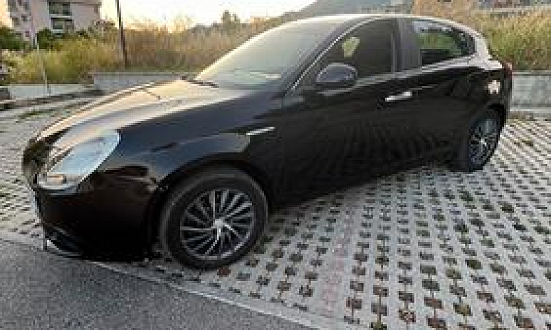 Alfa Romeo Giulietta...