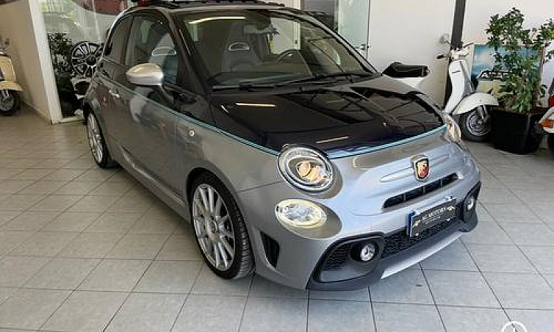 Abarth 695 1.4 Turbo...
