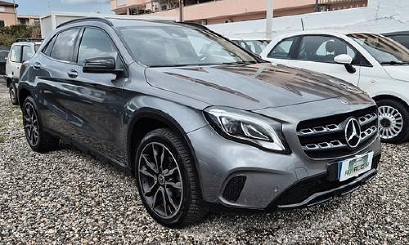 Mercedes-Benz Gla 20...