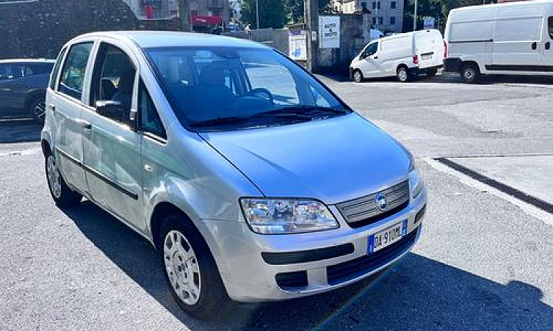 Fiat Idea 1.4 16V Em...
