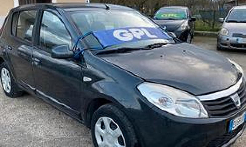 Dacia Sandero 1.4 8V...