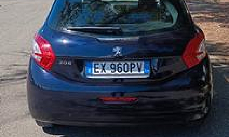 Peugeot 208 Puretech...